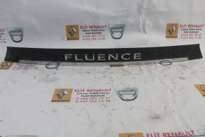 Renault Fluence Arka Bagaj Yazısı Çıkma Orjinal