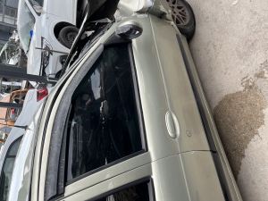 Renault Megane 1 Sağ Ön Kapı Çıkma Orjinal ELİT RENAULT